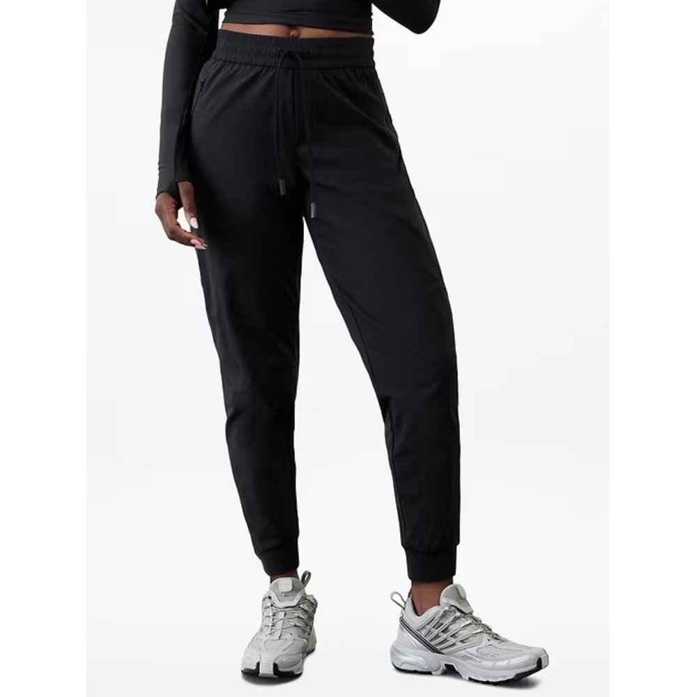 NWT Athleta 2025 Trekkie Relaxed Mid Rise Jogger Pants Black S Ripstop Stretch - Picture 14 of 14